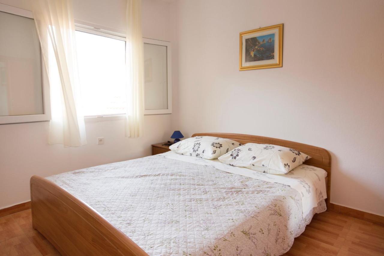 Apartments By The Sea Vis - 8526 외부 사진